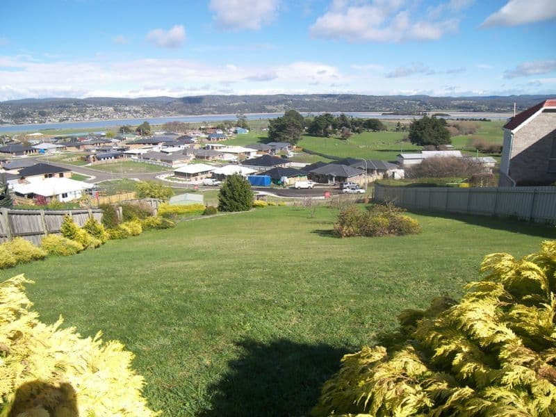 45 Roberts Crescent, NEWNHAM TAS 7248, Newnham - Image 1