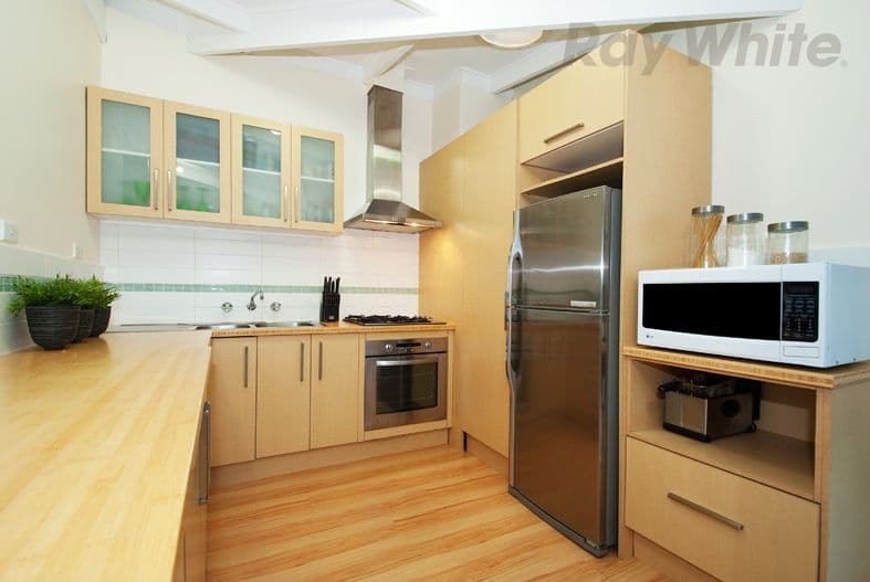 7A TARONGA Crescent, Croydon VIC 3136, Croydon - Thumbnail 2