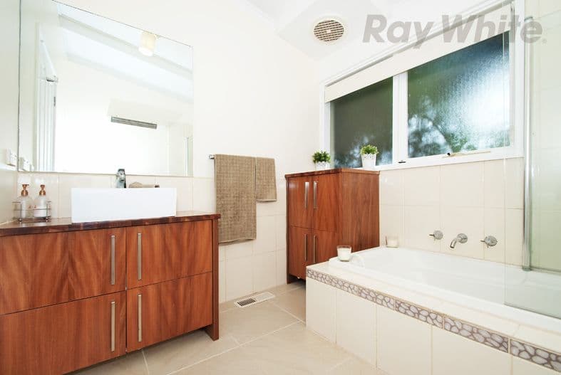 7A TARONGA Crescent, Croydon VIC 3136, Croydon - Thumbnail 4