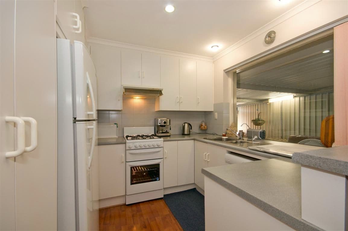 1 Pine Drive, ABERFOYLE PARK SA 5159, Aberfoyle Park - Thumbnail 3