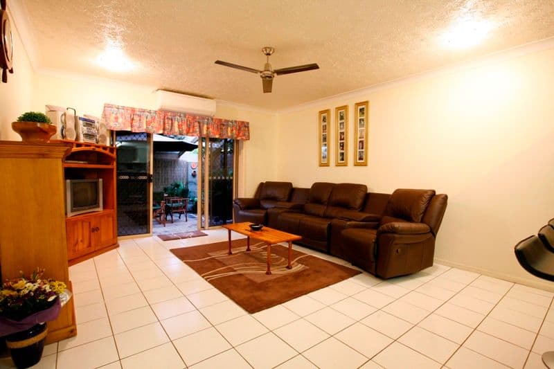 36  Kitchener Road, PIMLICO QLD 4812, Pimlico - Thumbnail 5