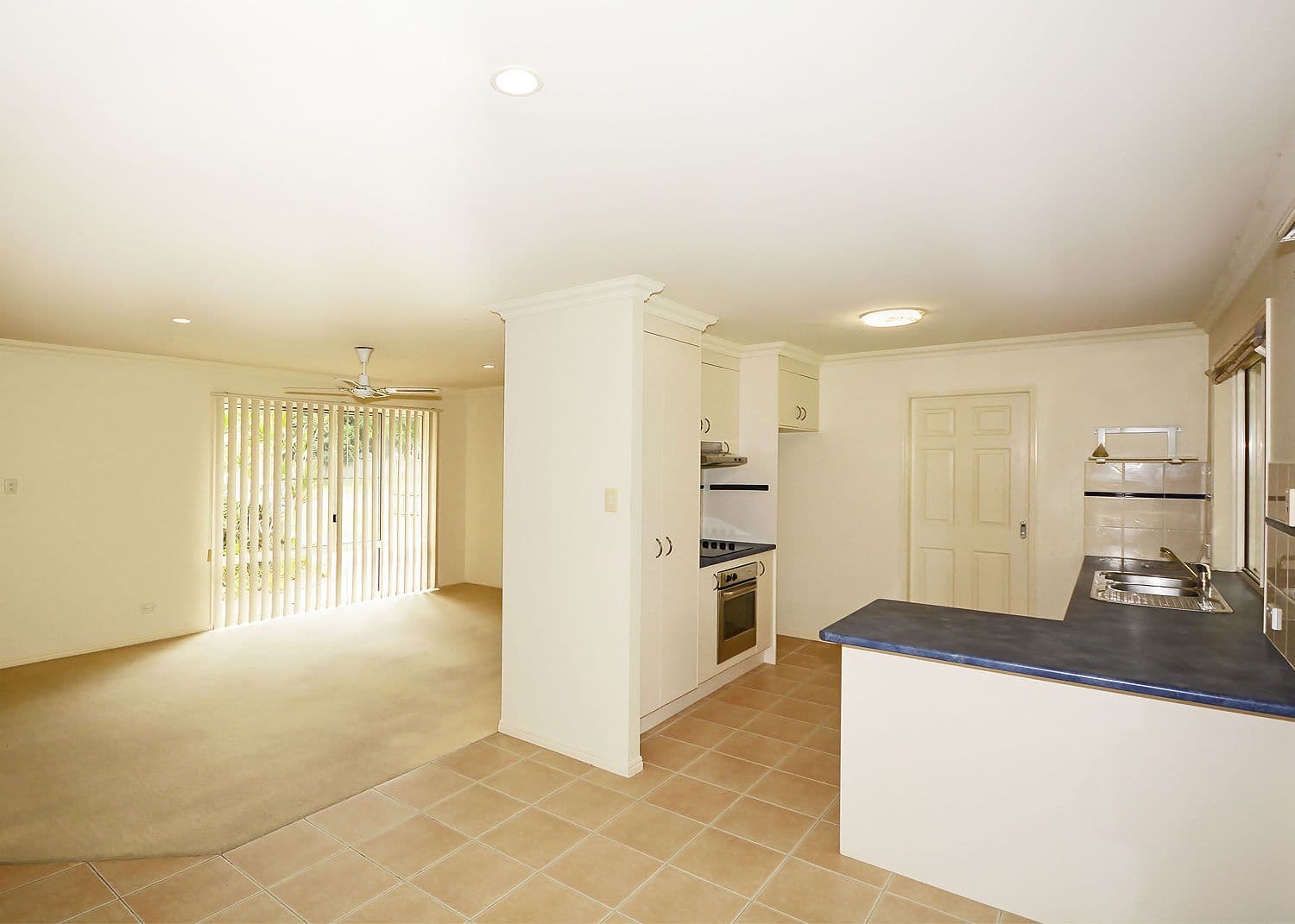 25 Tristania Crescent, Urangan QLD 4655, Urangan - Thumbnail 7