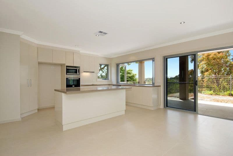 42a The Crescent, HELENSBURGH NSW 2508, Helensburgh - Thumbnail 3