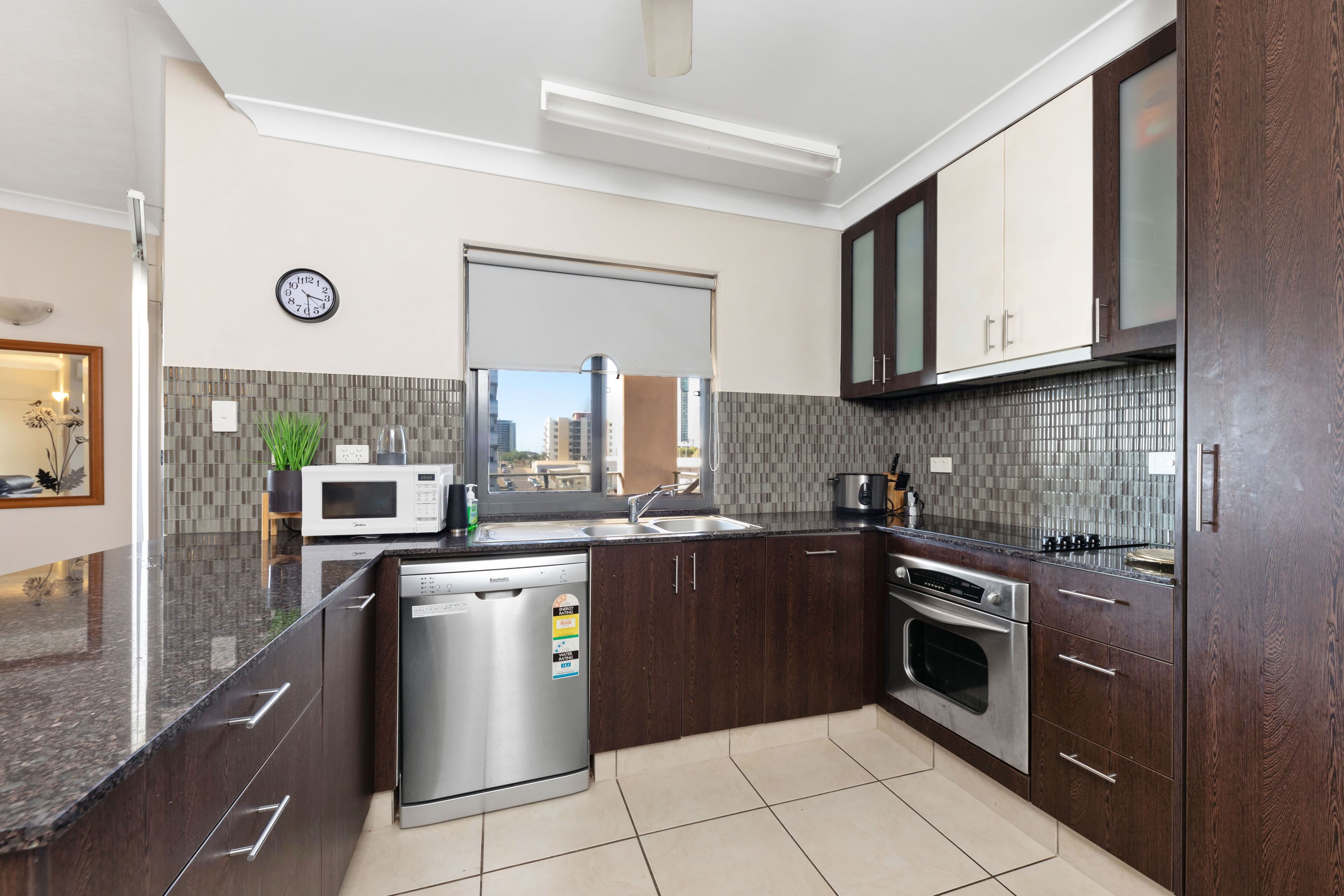 24 Harvey Street, DARWIN CITY NT 0800, Darwin City - Thumbnail 4