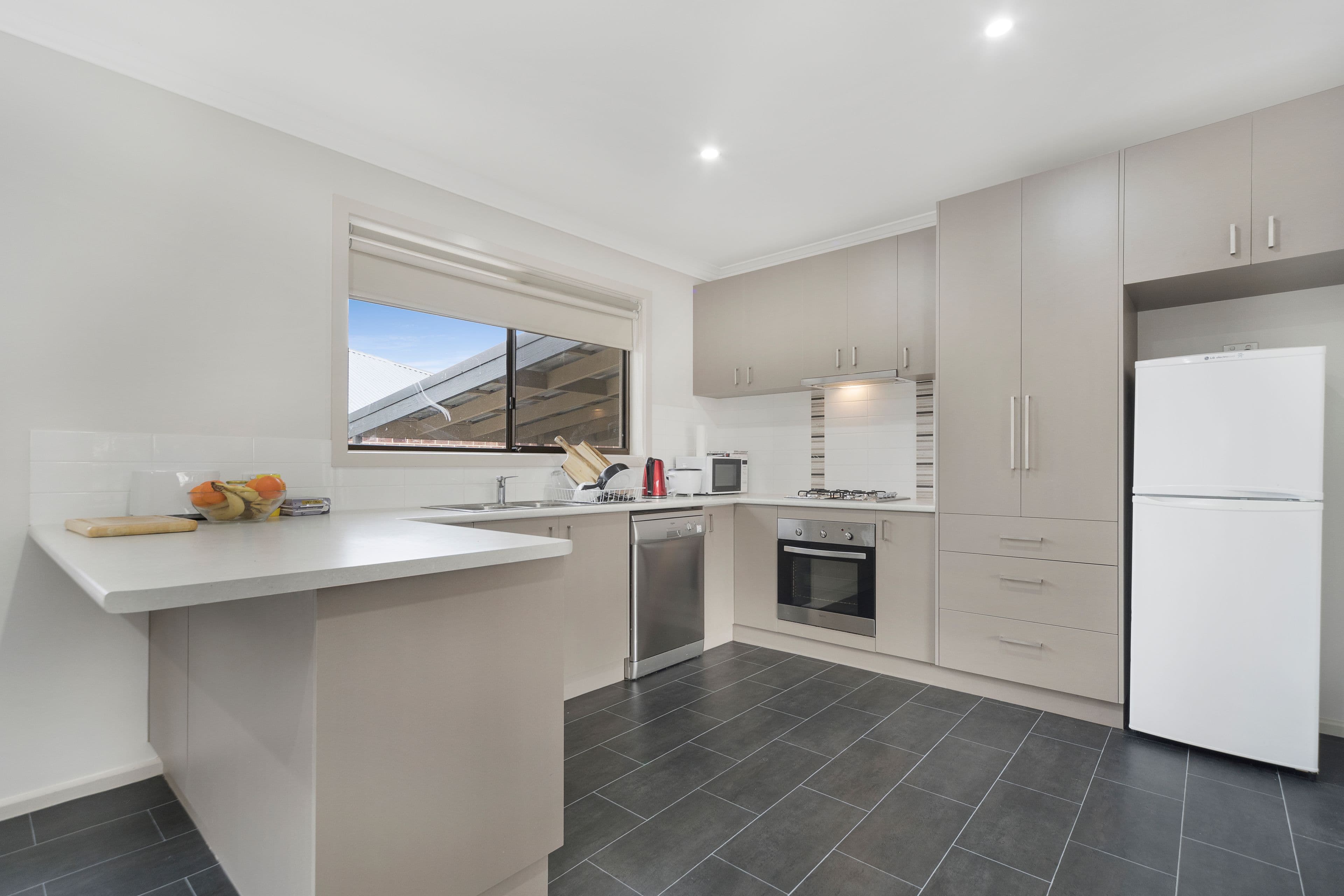 15 Nader Close, Redan VIC 3350, Redan - Thumbnail 2