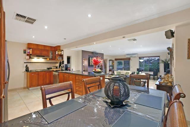 187 Wilson Boulevard, RESERVOIR VIC 3073, Reservoir - Thumbnail 3