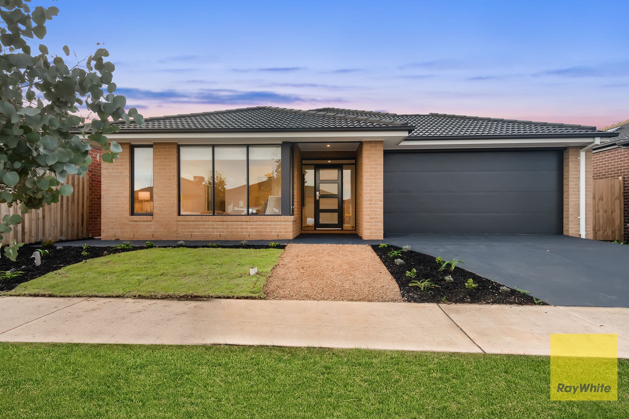 11 Arcadia Drive, WEIR VIEWS VIC 3338, Weir Views - Image 1