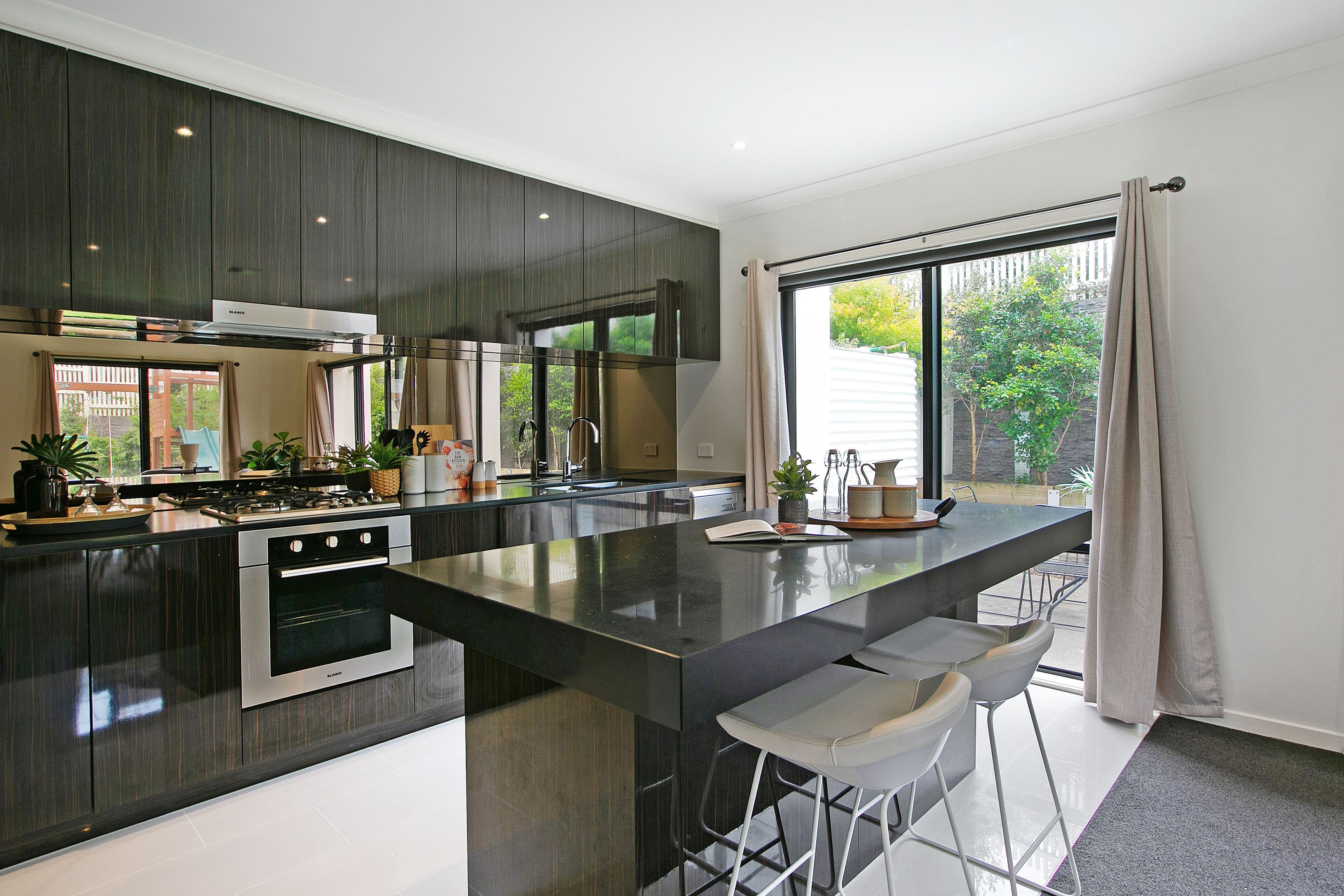 14 Manchester Crescent, Bundoora VIC 3083, Bundoora - Thumbnail 4