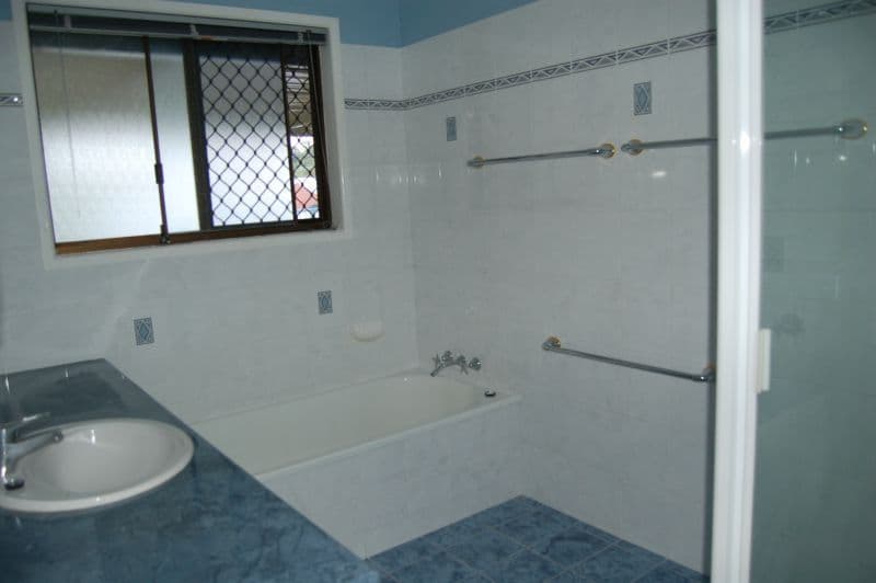 33   Baudin Street, BORONIA HEIGHTS QLD 4124, Boronia Heights - Thumbnail 6