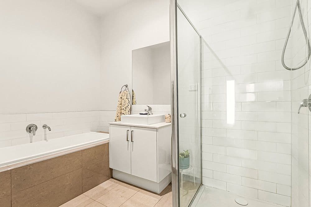 11 Beacon Lane, Caroline Springs - Thumbnail 4