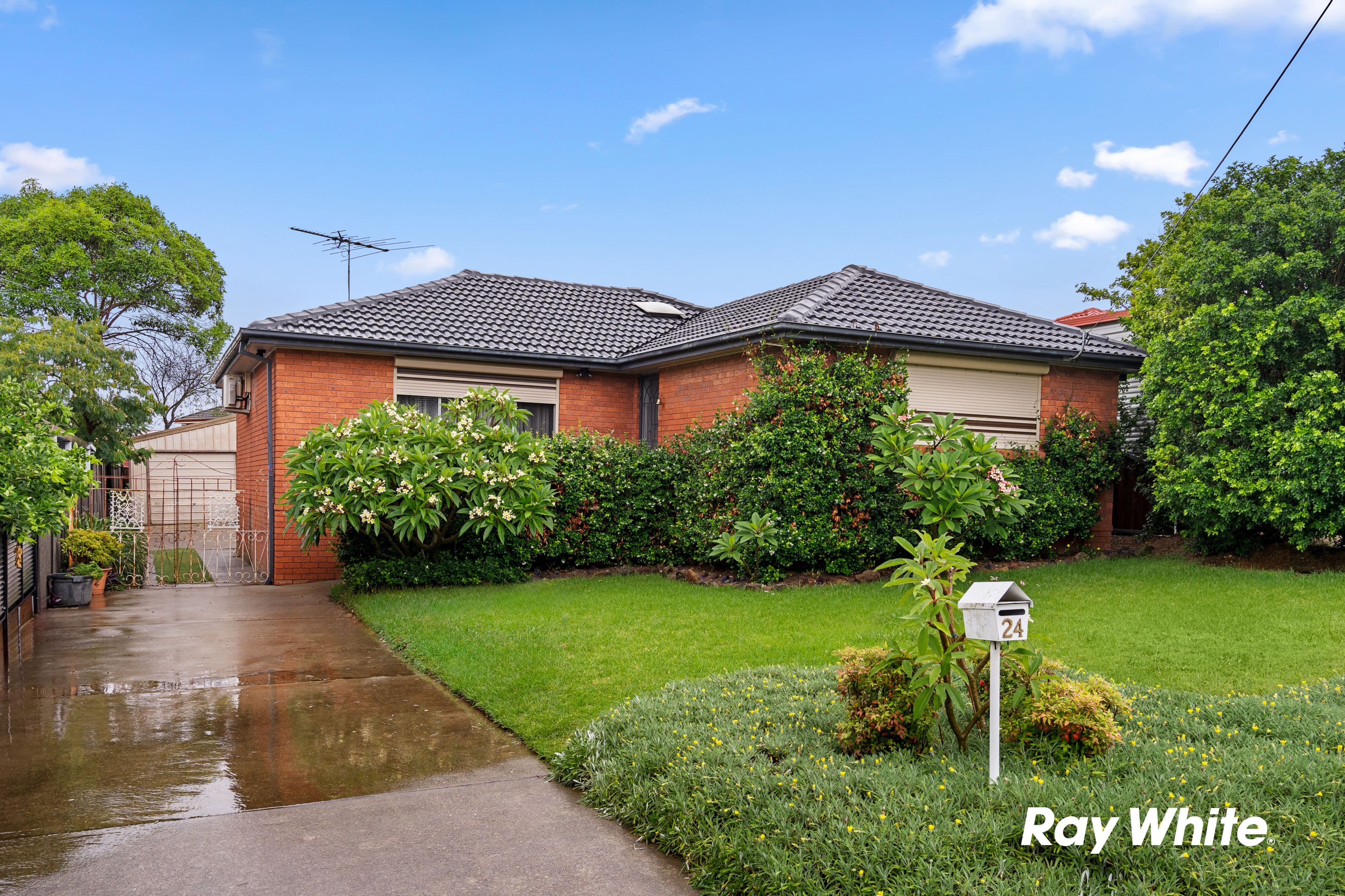 24 Bombala Crescent, Quakers Hill NSW 2763, Quakers Hill - Image 1