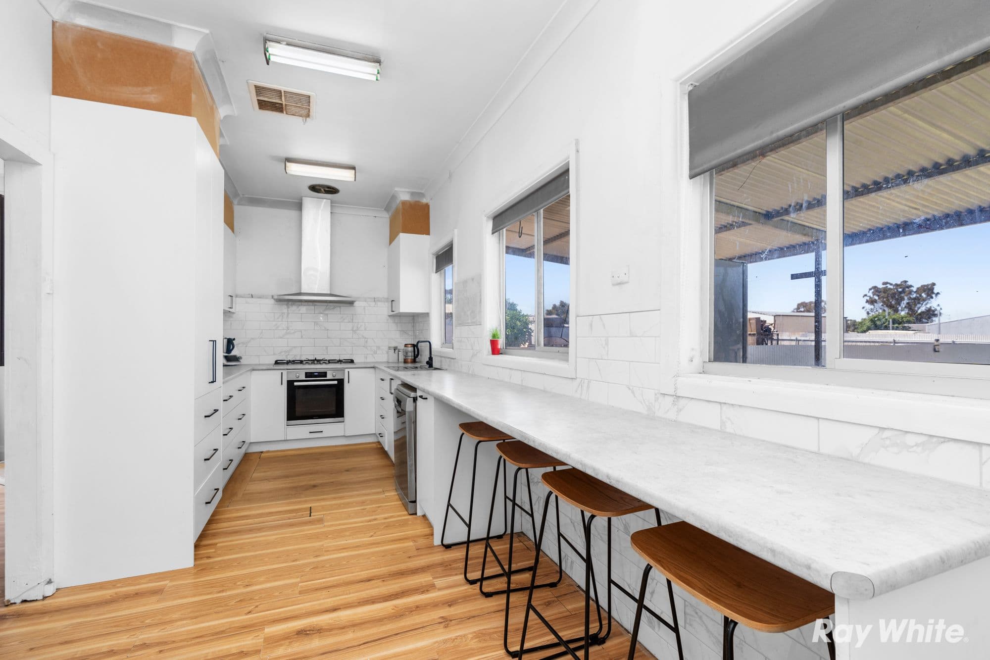 5 Loughnan Street, Coolamon NSW 2701, Coolamon - Thumbnail 3