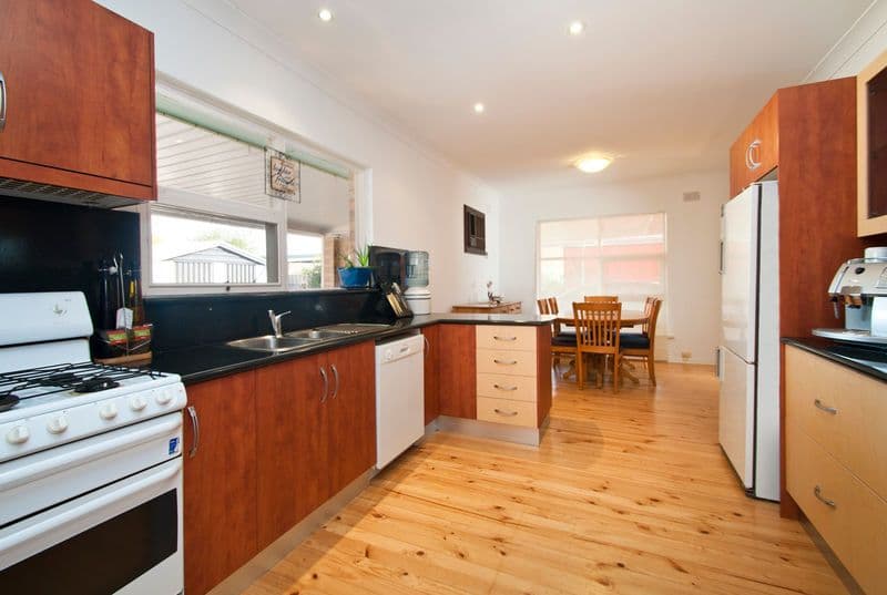 39 Sampson Road, MITCHELL PARK SA 5043, Mitchell Park - Thumbnail 4