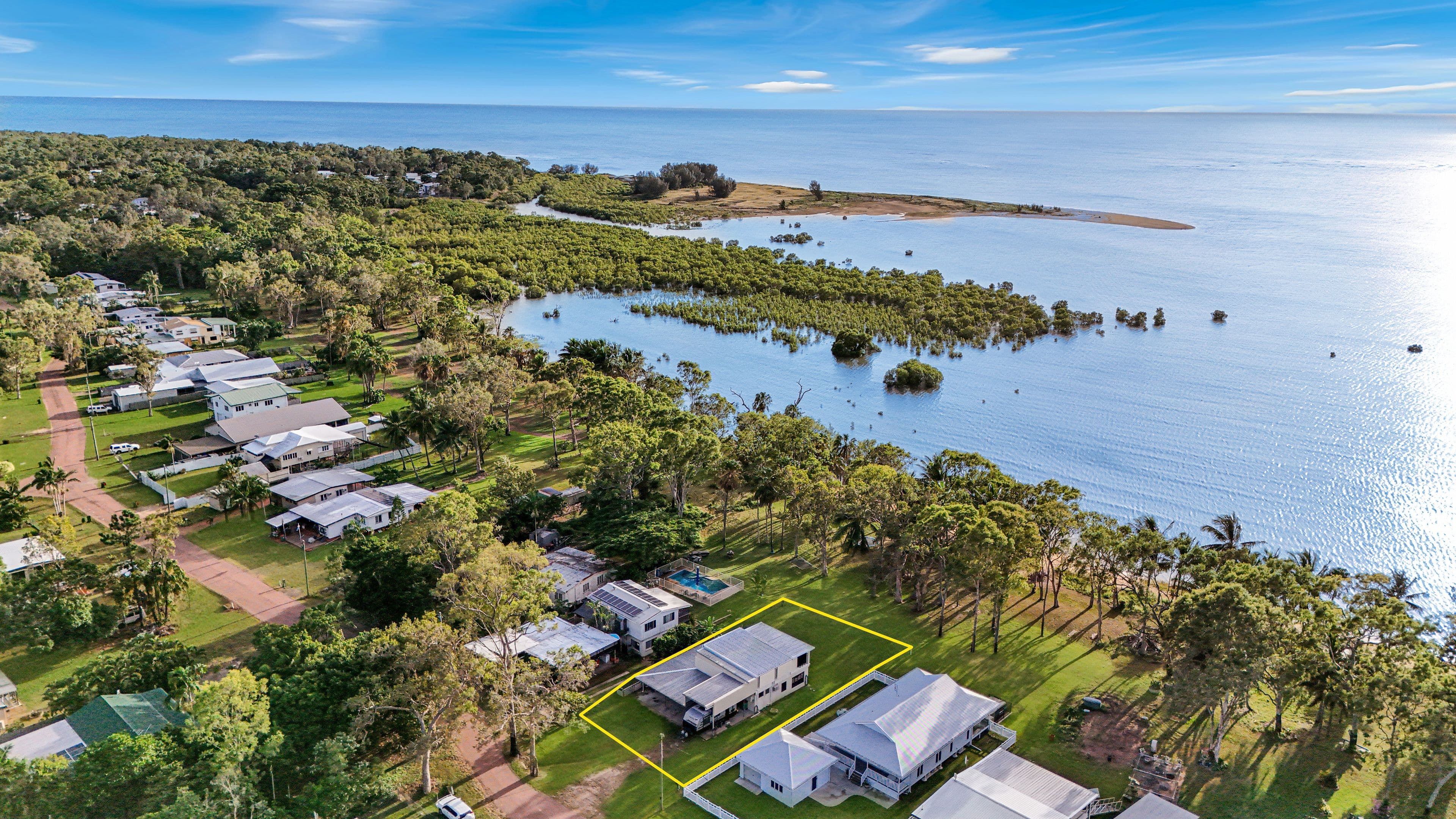 21 Whiting Court, Cungulla QLD 4816, Cungulla - Thumbnail 3