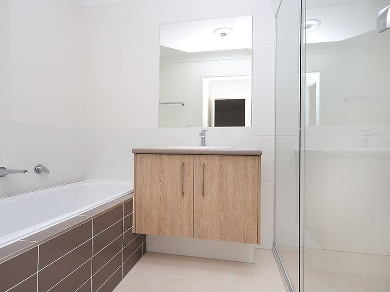 33 Watheroo Street, South Ripley QLD 4306, South Ripley - Thumbnail 4