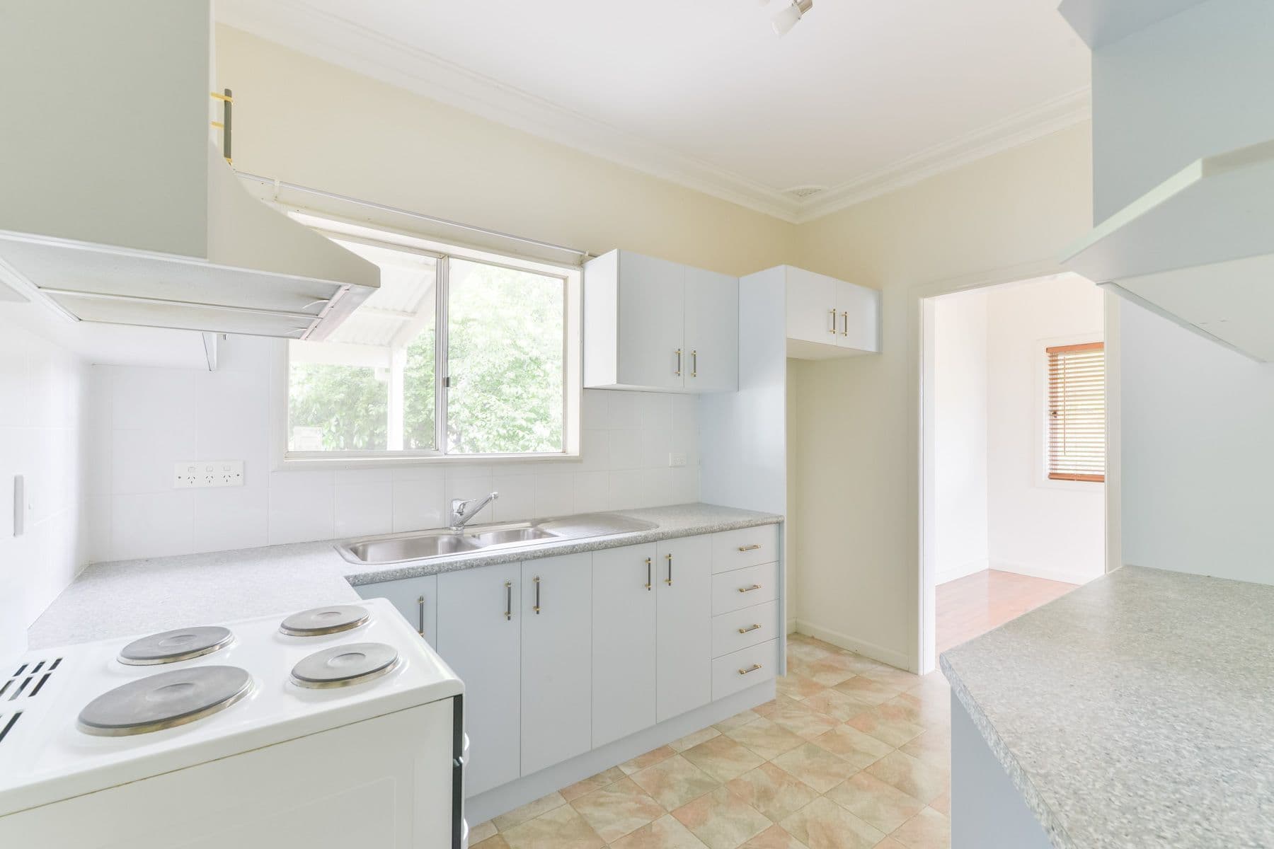 40 Oak Street, Tamworth NSW 2340, Tamworth - Thumbnail 3