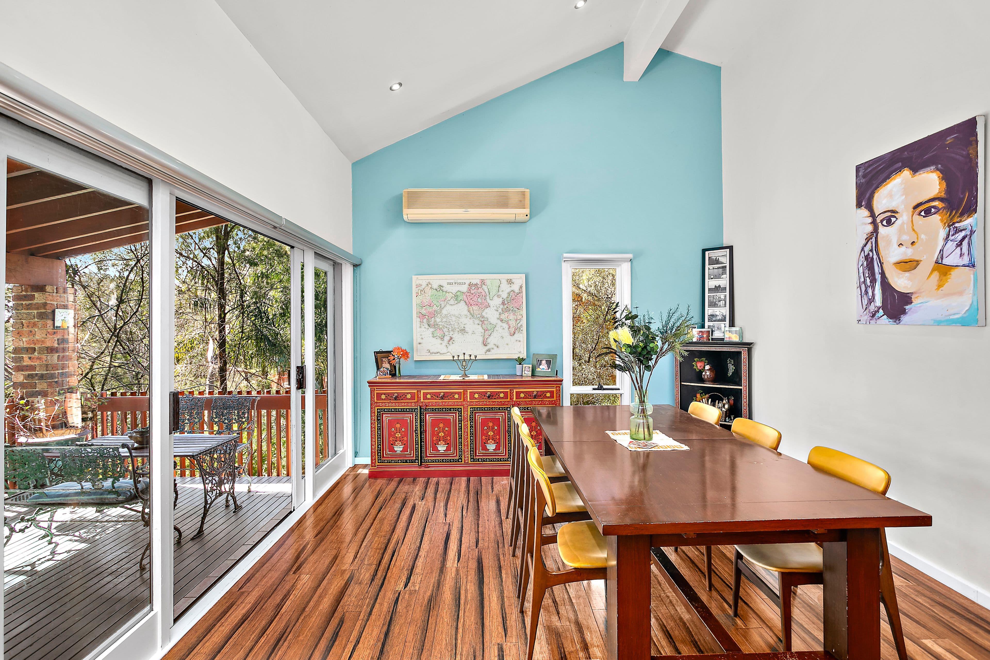 4 Koombala Grove, Cordeaux Heights - Thumbnail 3