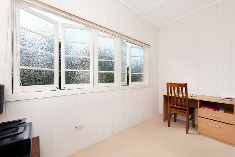 36 Marshall Road, Holland Park West QLD 4121, Holland Park West - Thumbnail 3