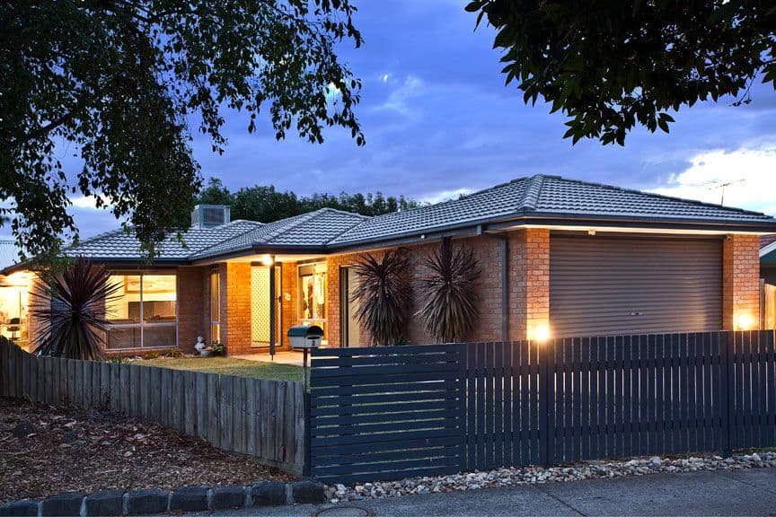 2 Stephanie Close, FERNTREE GULLY VIC 3156, Ferntree Gully - Image 1