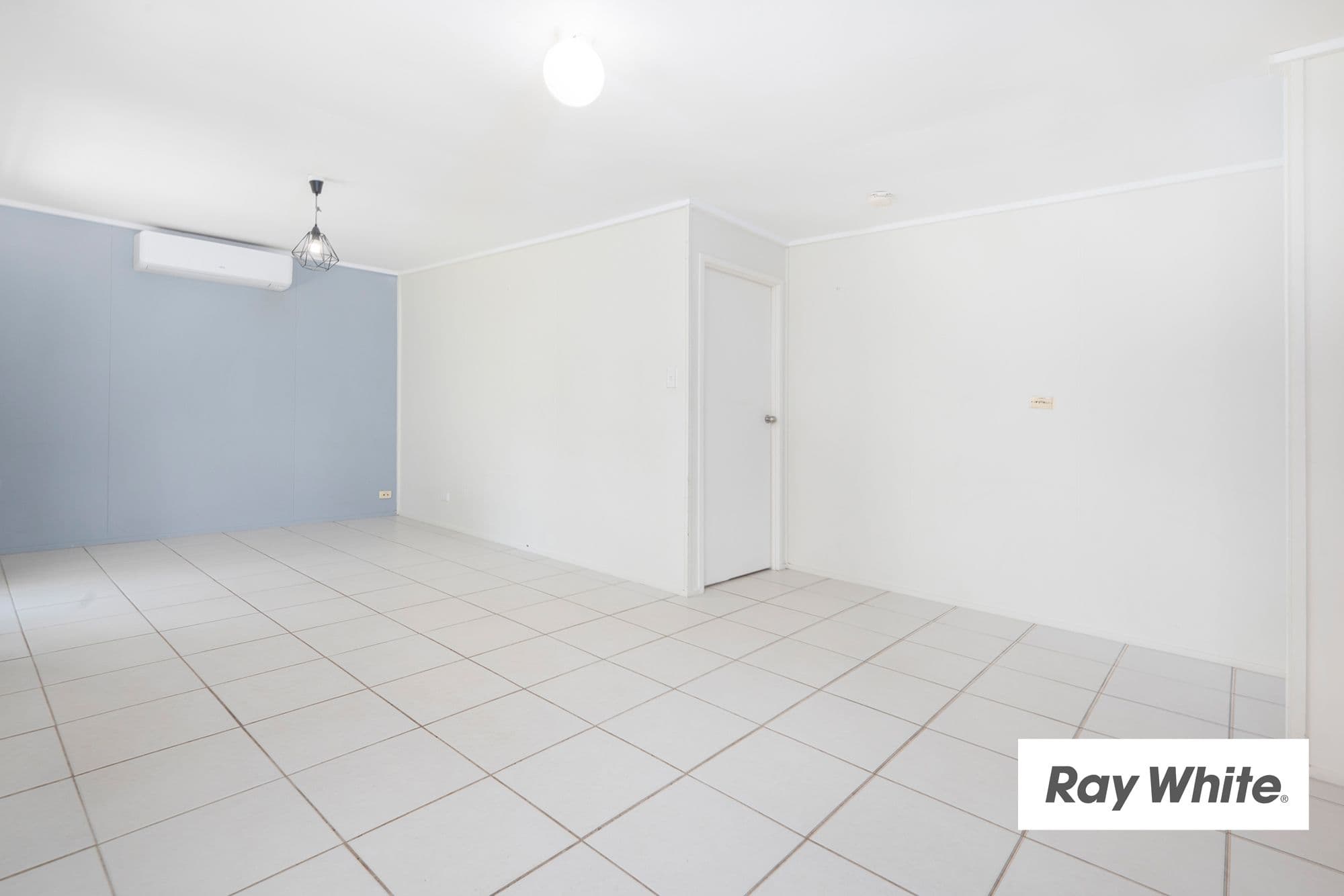 6 Reeman Court, Ellen Grove QLD 4078, Ellen Grove - Thumbnail 3