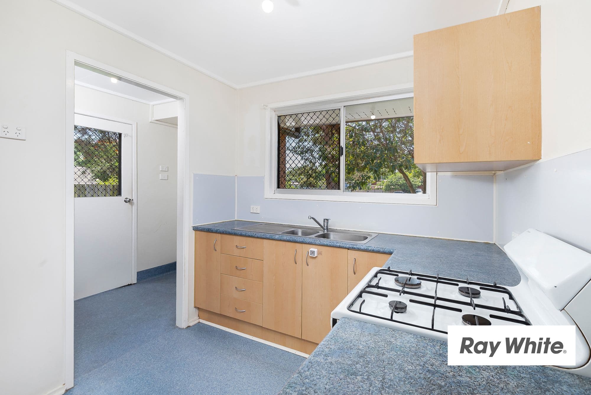 6 Reeman Court, Ellen Grove QLD 4078, Ellen Grove - Thumbnail 5