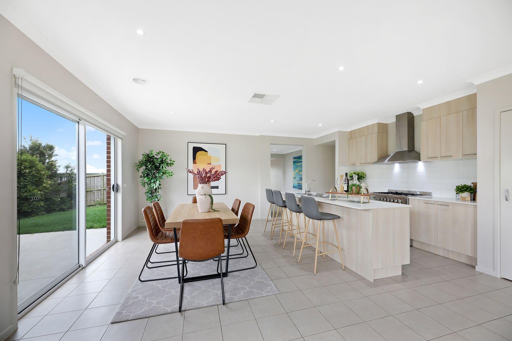 24 Wiltons Crescent, Drouin VIC 3818, Drouin - Thumbnail 5