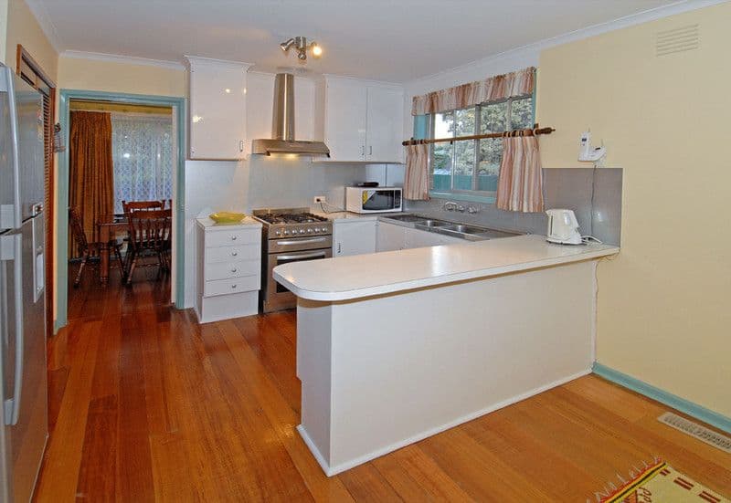 3 Warren Place, GLADSTONE PARK VIC 3043, Gladstone Park - Thumbnail 2