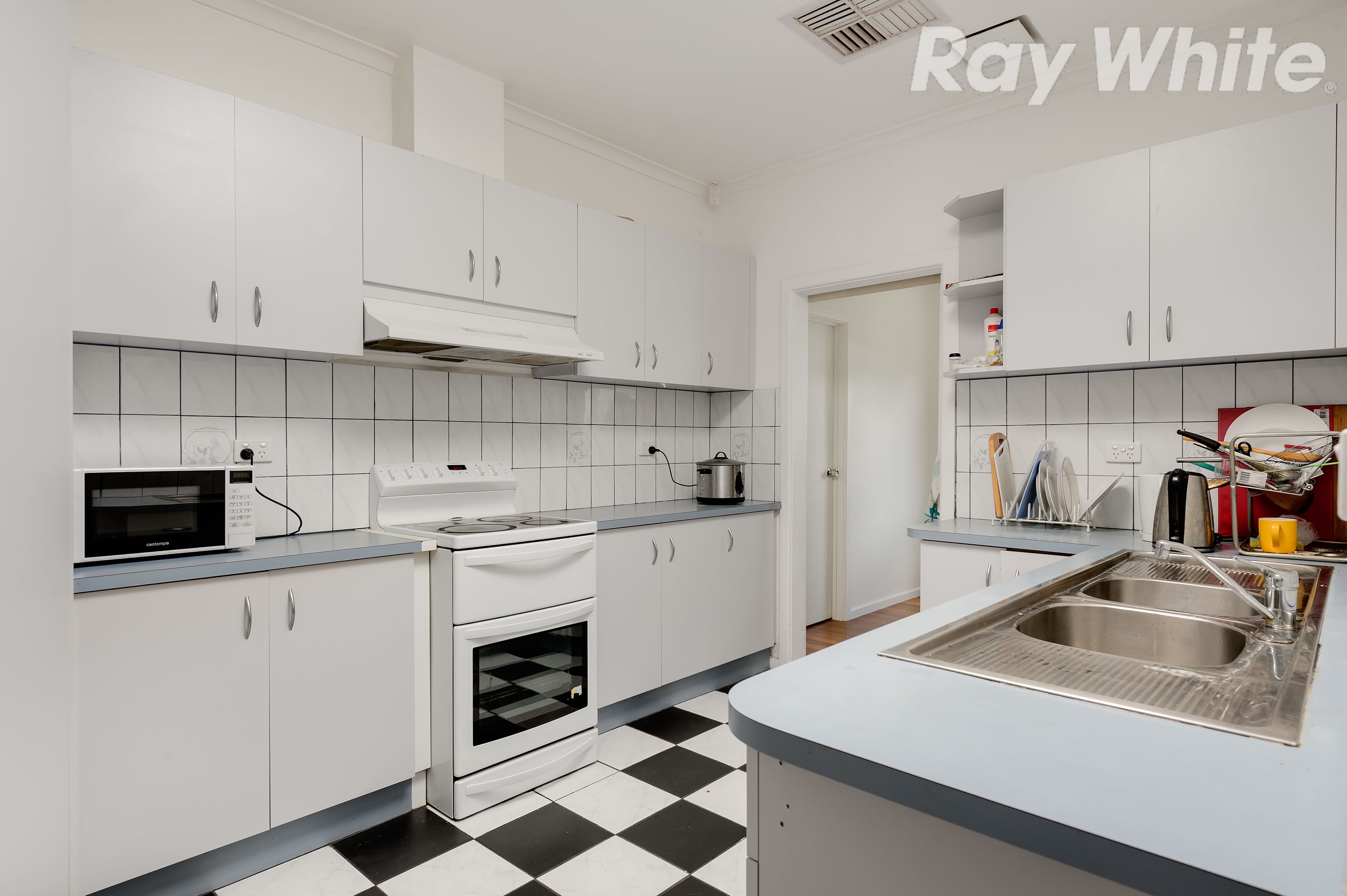 27 Keats Avenue, Kingsbury VIC 3083, Kingsbury - Thumbnail 3