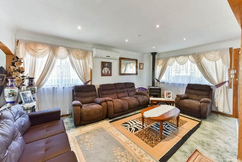 7 Cedric Street, Macquarie Fields - Thumbnail 2