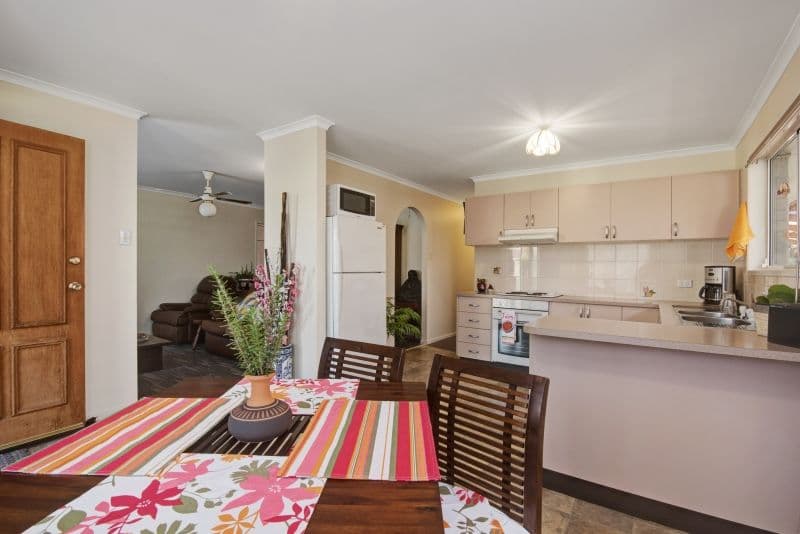 24 Bermuda Avenue, Deception Bay QLD 4508, Deception Bay - Thumbnail 4