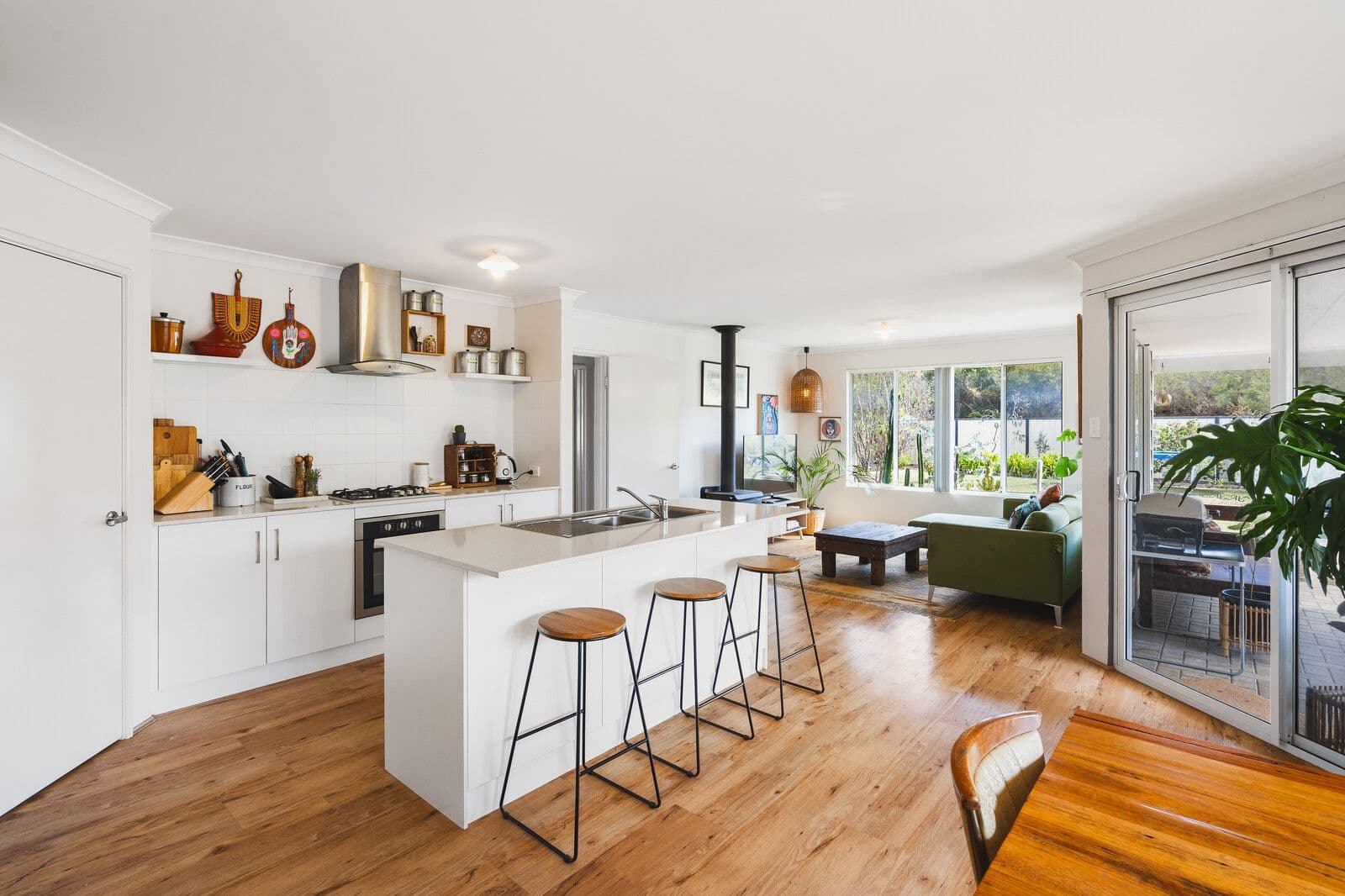 10 Noreuil Circuit, Cowaramup WA 6284, Cowaramup - Thumbnail 3