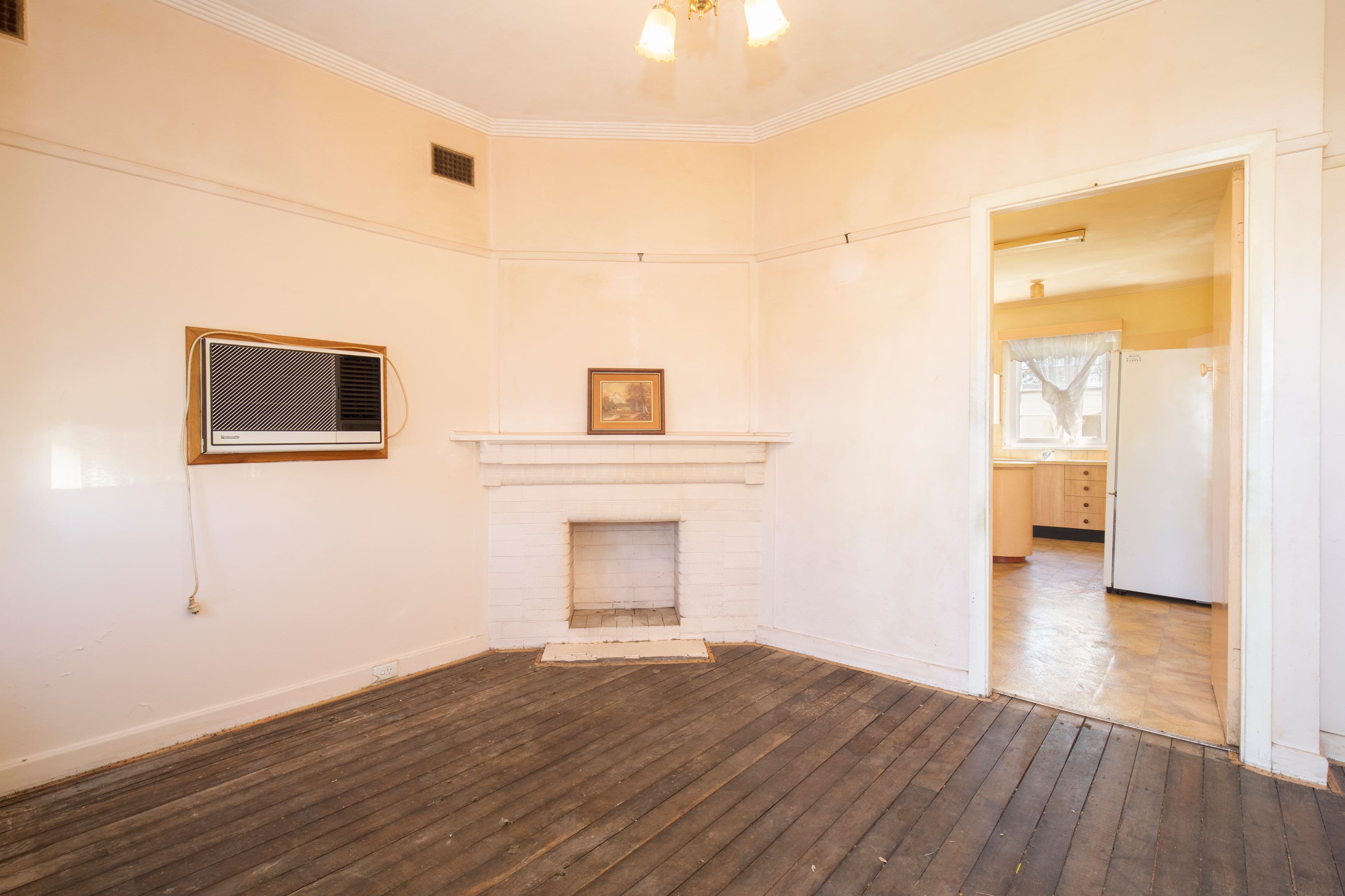 8 John Street, Tighes Hill NSW 2297, Tighes Hill - Thumbnail 2