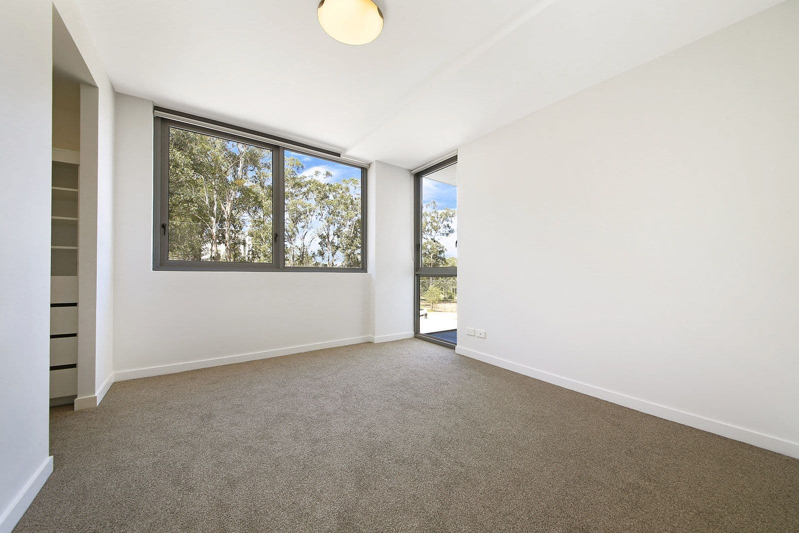 2 Lucinda Avenue, Kellyville NSW 2155, Kellyville - Thumbnail 4