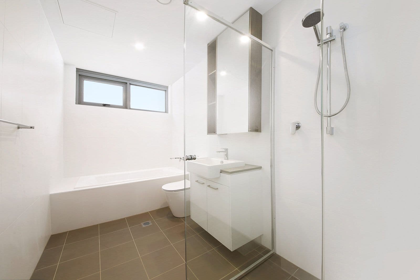 2 Lucinda Avenue, Kellyville NSW 2155, Kellyville - Thumbnail 5