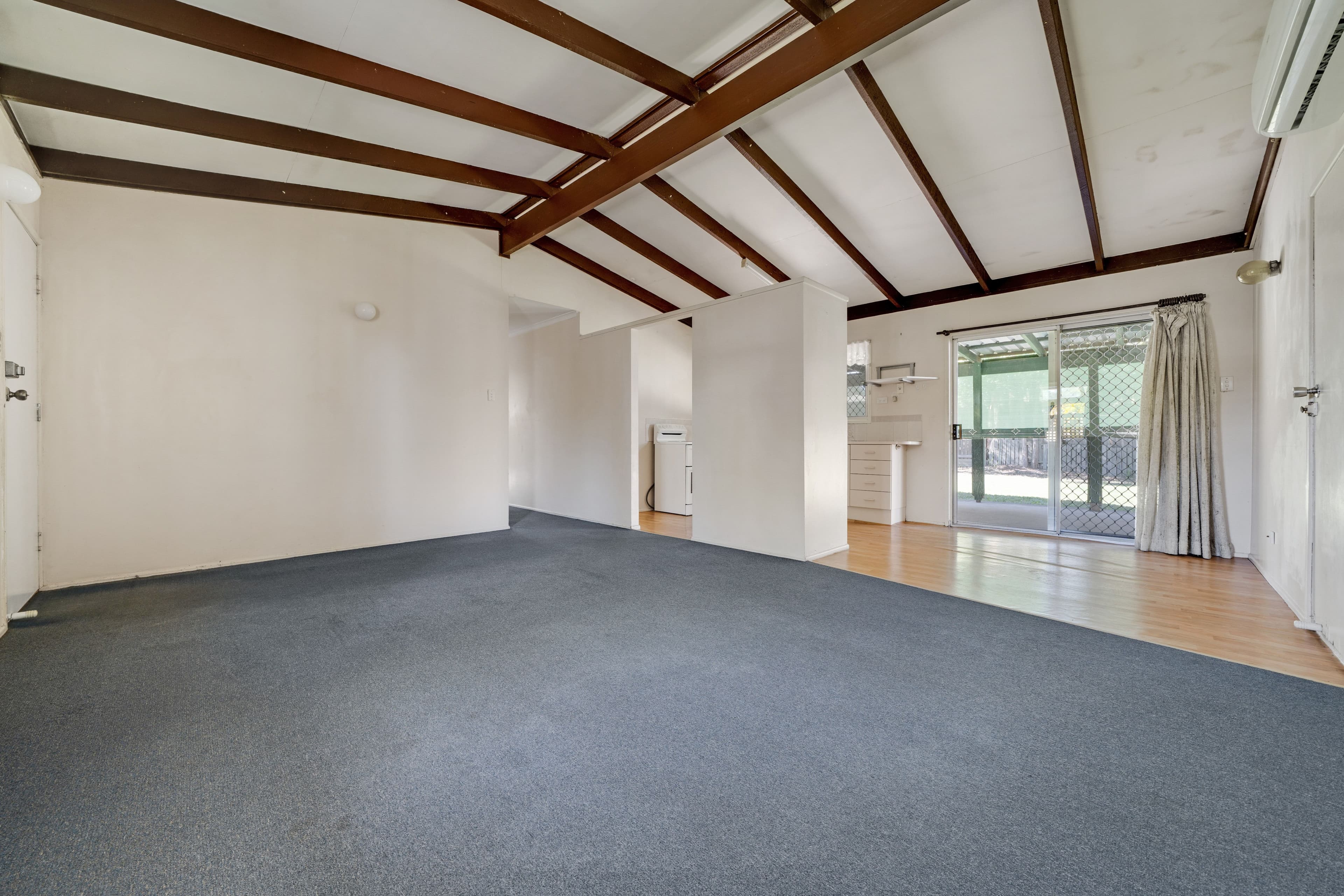 15 Pinewood Street, Crestmead QLD 4132, Crestmead - Thumbnail 7