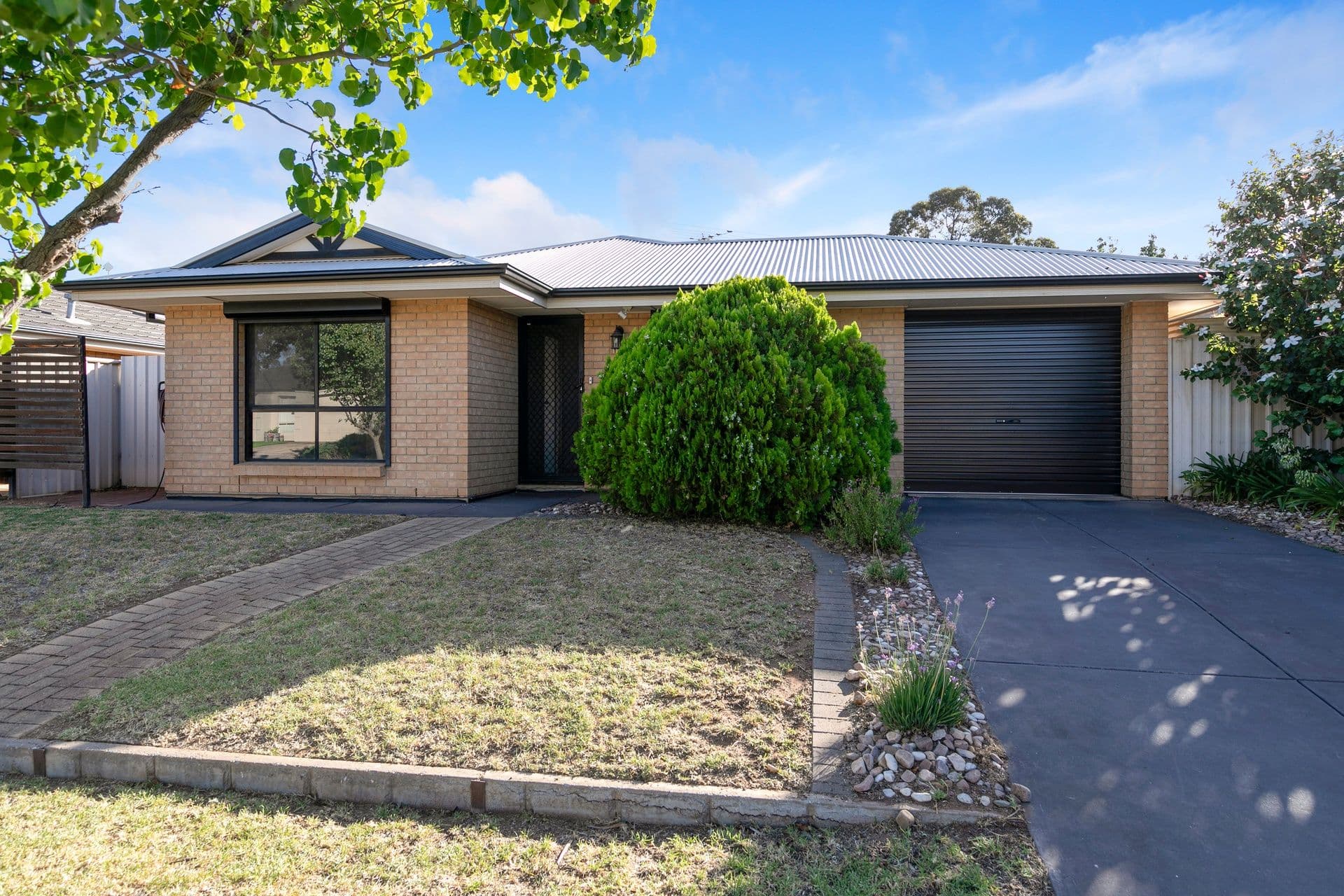 17 McGonigal Drive, Willaston SA 5118, Willaston - Thumbnail 2