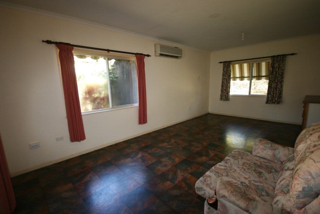 27 Crescent, ARMSTRONG BEACH QLD 4737, Armstrong Beach - Thumbnail 6