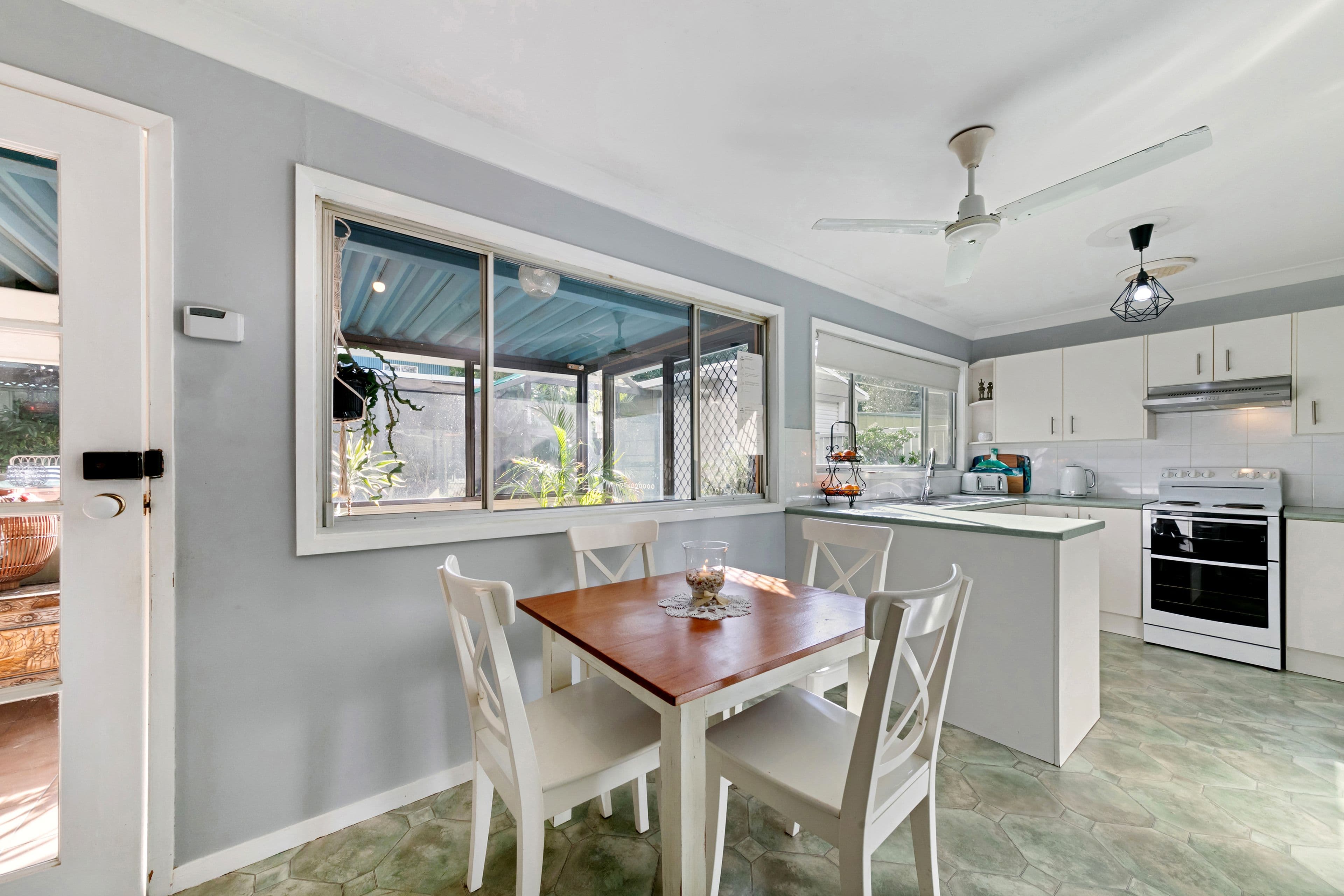 22 Margot Avenue, Gorokan NSW 2263, Gorokan - Thumbnail 7