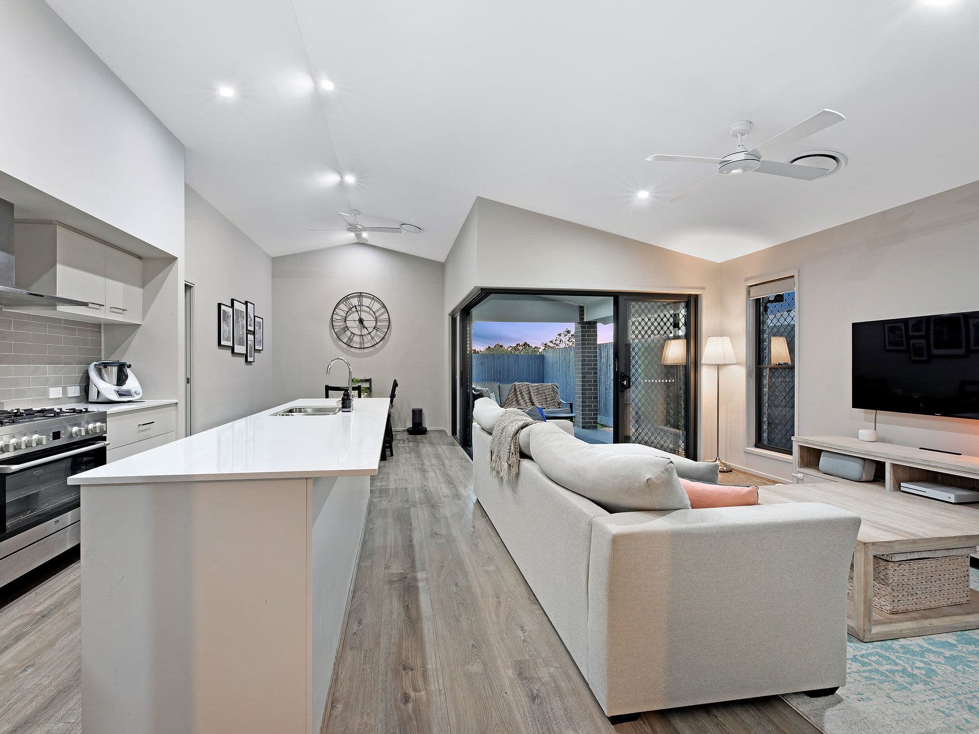 3 Coolah Street, South Ripley QLD 4306, South Ripley - Thumbnail 2