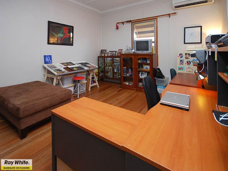 10 Bamford Street, SANDGATE QLD 4017, Sandgate - Thumbnail 8