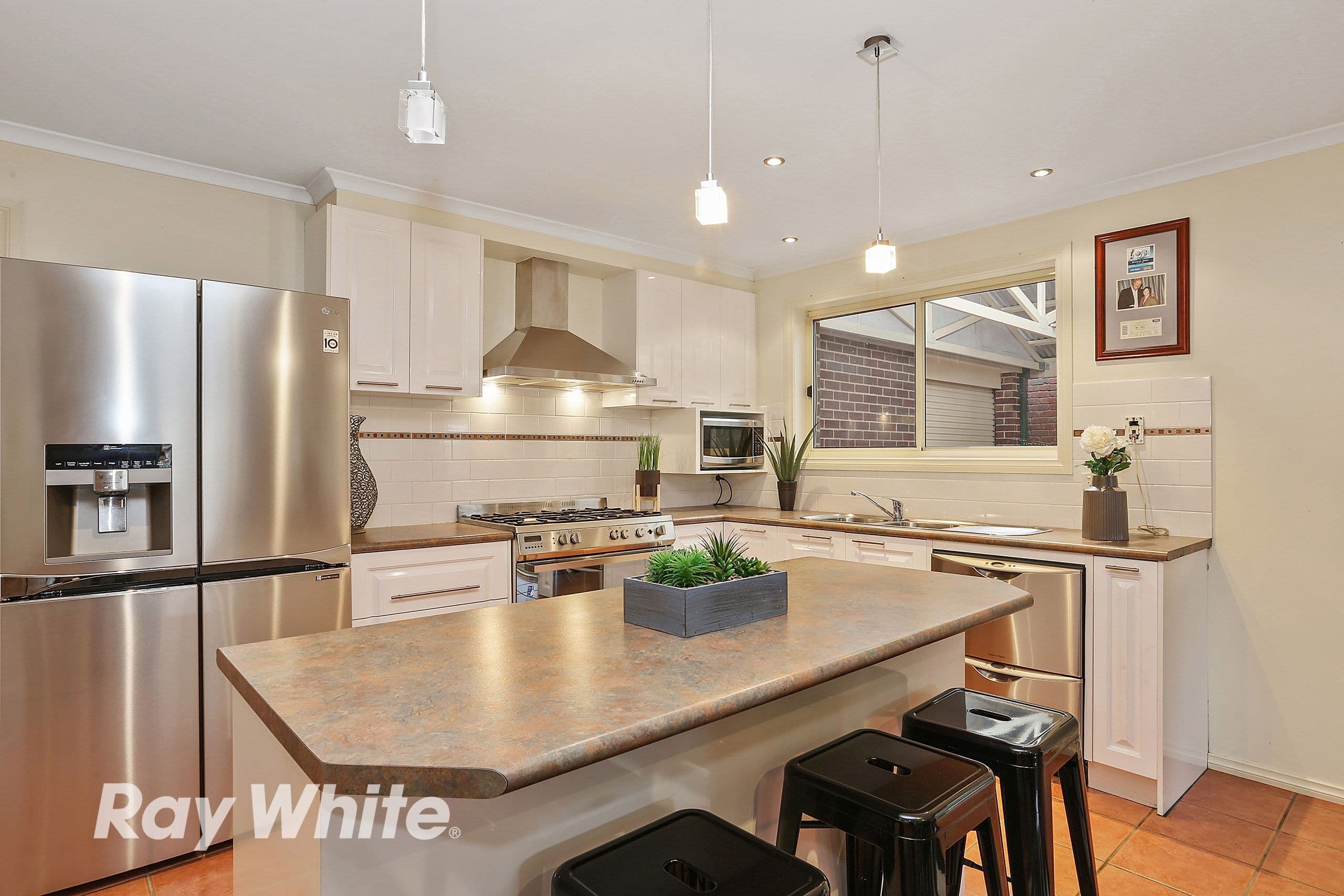 5 Clunies Court, Corio VIC 3214, Corio - Thumbnail 2