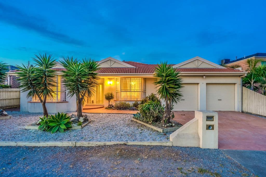 22 Dalmany Avenue, Point Cook VIC 3030, Point Cook - Thumbnail 2