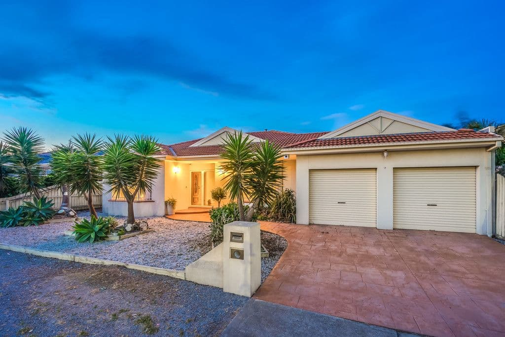 22 Dalmany Avenue, Point Cook VIC 3030, Point Cook - Thumbnail 4