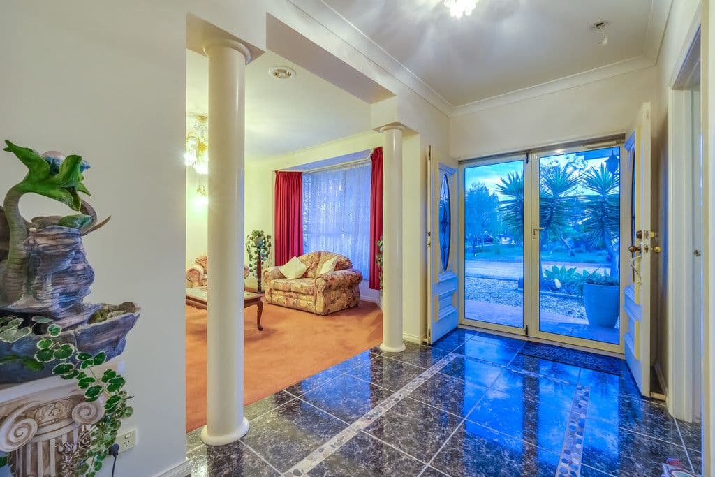 22 Dalmany Avenue, Point Cook VIC 3030, Point Cook - Thumbnail 5