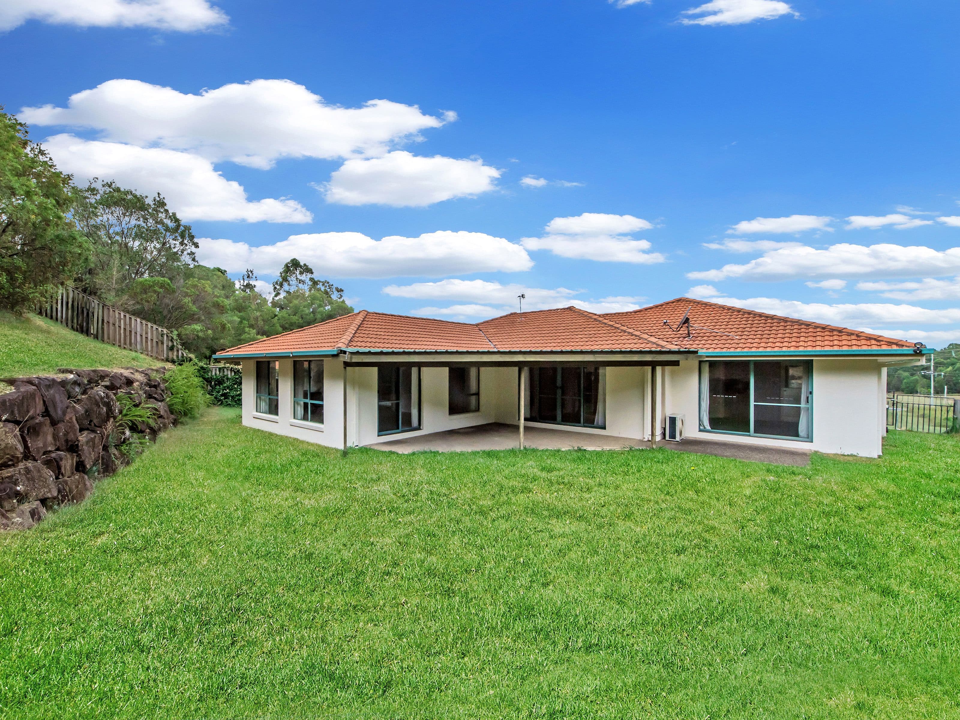 19 Hertford Crescent, Mudgeeraba QLD 4213, Mudgeeraba - Image 1