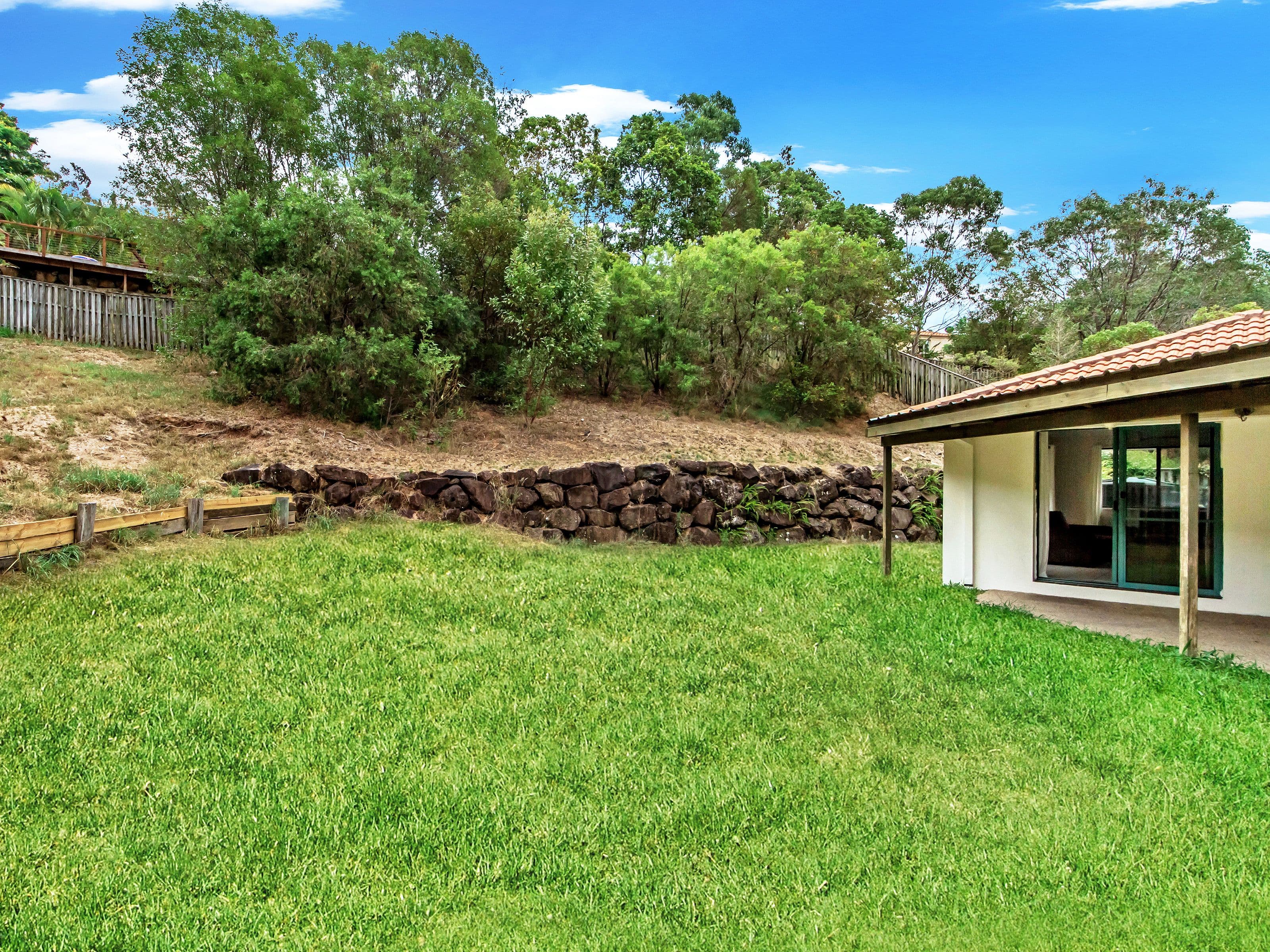 19 Hertford Crescent, Mudgeeraba QLD 4213, Mudgeeraba - Thumbnail 4