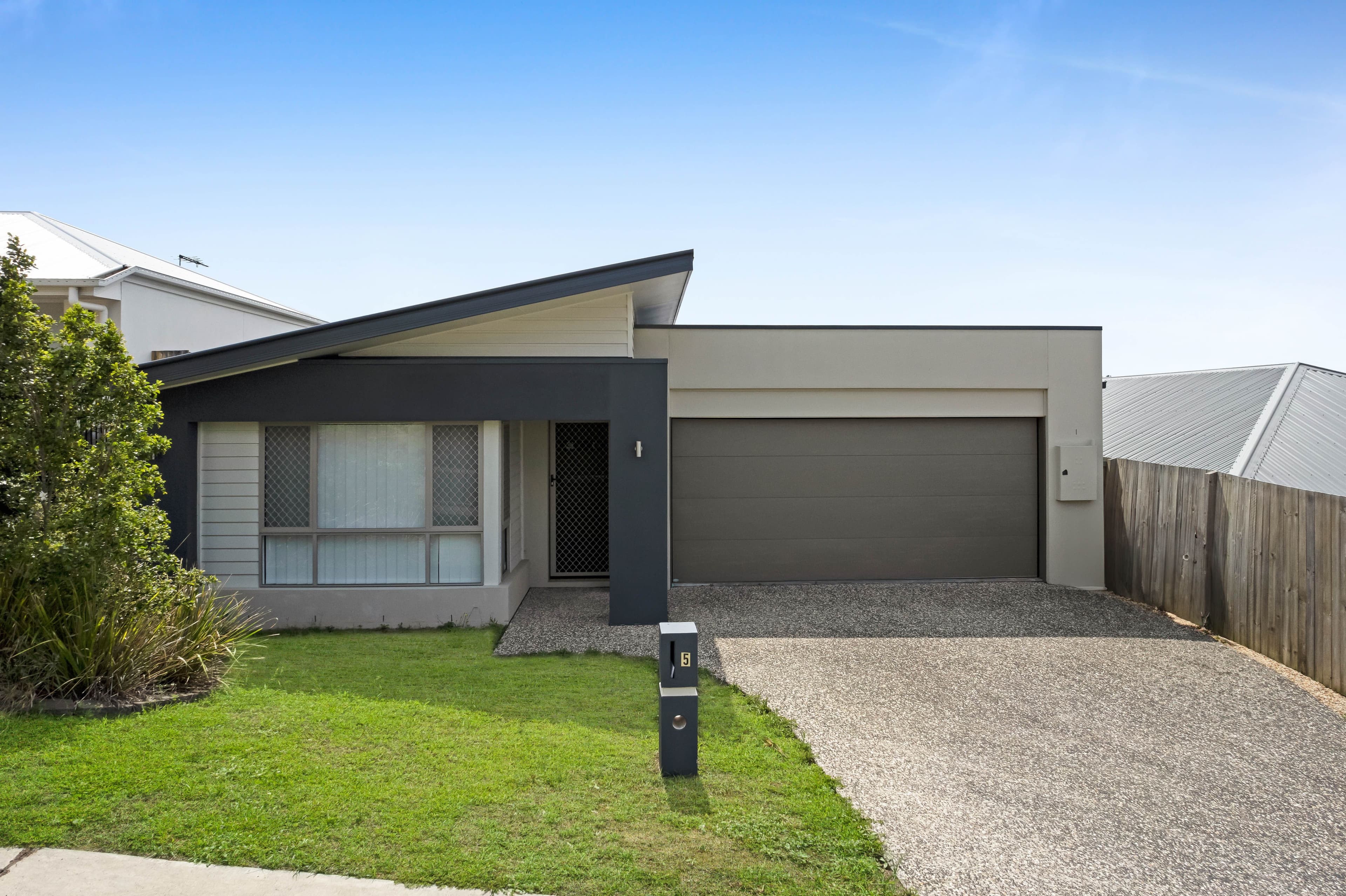 5 Macintyre Street, Holmview QLD 4207, Holmview - Image 1