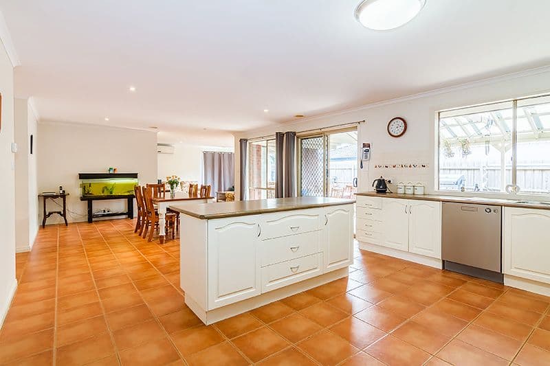 38 Diamond Parade, Skye VIC 3977, Skye - Thumbnail 2