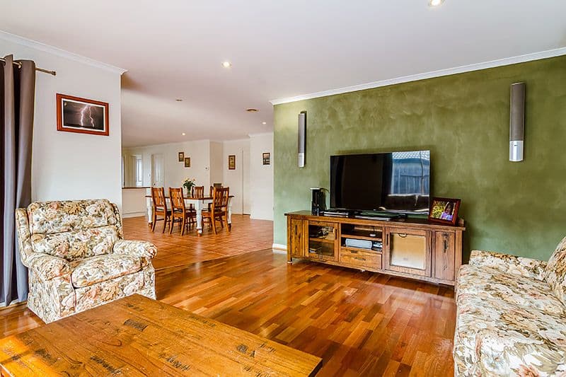 38 Diamond Parade, Skye VIC 3977, Skye - Thumbnail 3
