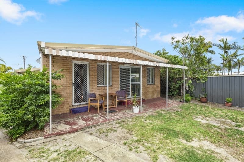 13 Goorawin Street, Runaway Bay QLD 4216, Runaway Bay - Thumbnail 2